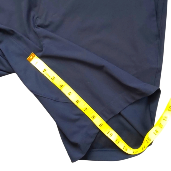 Lululemon Commission Short Relaxed 9” Warpstreme True Navy Size 38 - Picture 13 of 14